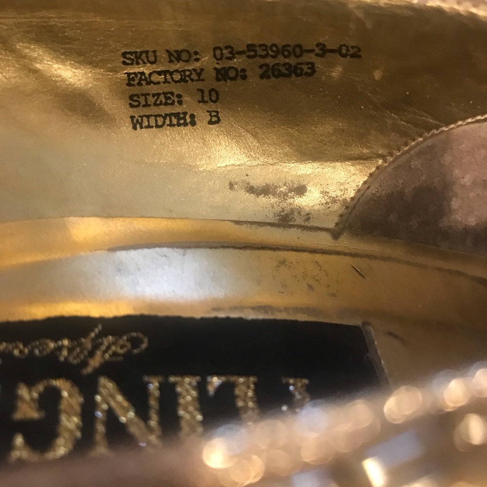 Gold Sequined High Heels - Picture 6 of 7